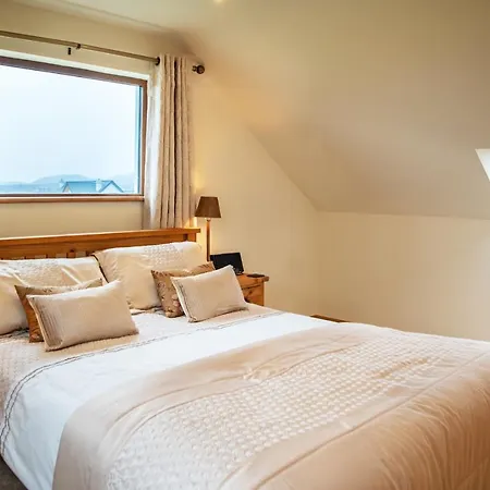 The Shore Holiday home Westport